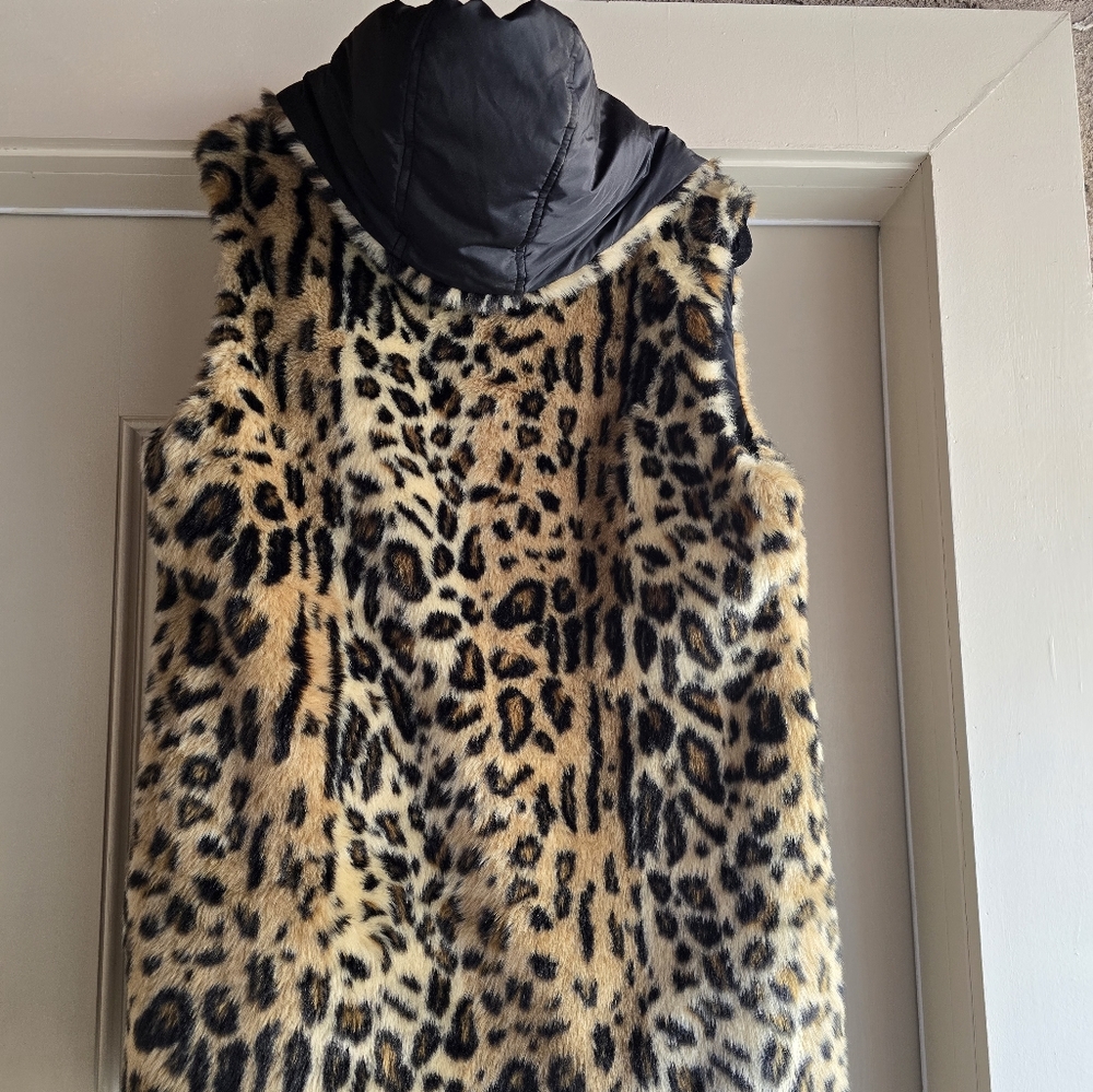Two Sided Flux Fur Leopard Print Vest